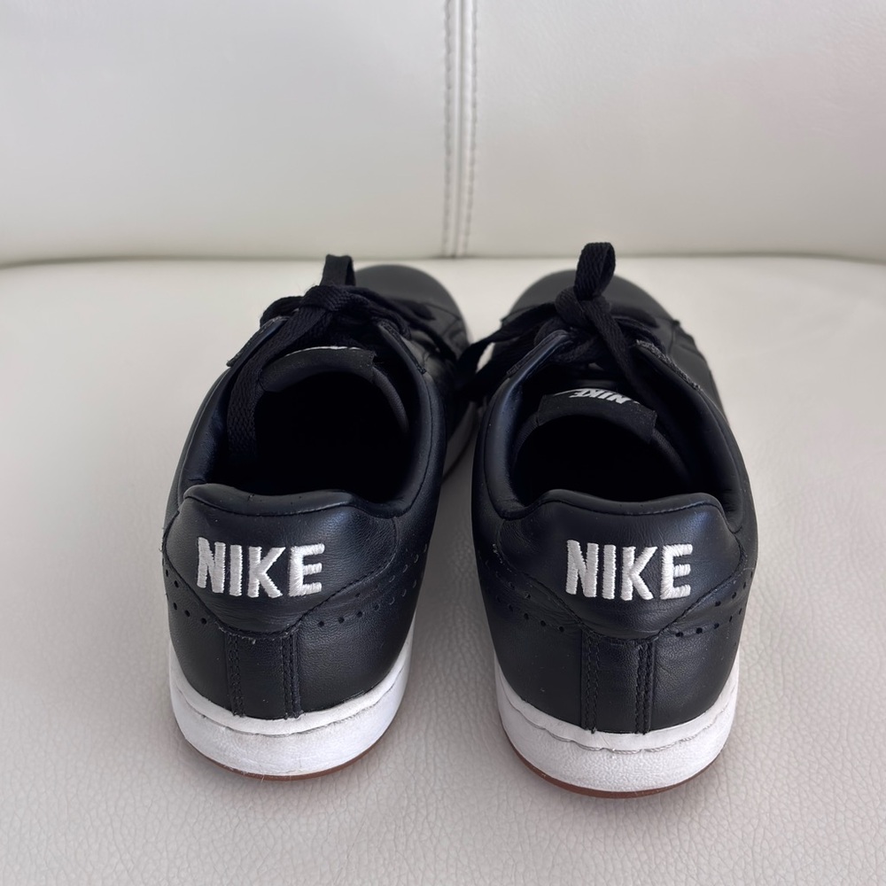 Nike Tennis Classic Ultra Leather Black & White Gum 7.5M - Picture 4 of 6